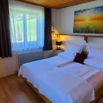 Am Bauernhof Mit Balkon Und Parkplatz, Aufenthaltsraum Mit Spielmoeglichkeiten, Erholung- Inmitten Der Natur, 6 Fahrminuten Zur Alpentherme Gastein Und Zur Schlossalmbahn דירה *