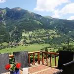 Am Bauernhof Mit Balkon Und Parkplatz, Aufenthaltsraum Mit Spielmoeglichkeiten, Erholung- Inmitten Der Natur, 6 Fahrminuten Zur Alpentherme Gastein Und Zur Schlossalmbahn דירה *
