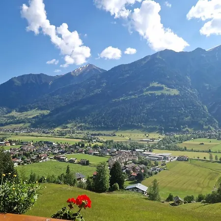 Urlaub Am Krausberghof, Apartment Mit Balkon Und Parkplatz, Inmitten Der Natur, Sauna Und Infrarotkabine, Kostenfreie Kaffeekapseln, 6 Fahrminuten Zur Alpentherme Gastein Und Zur Schlossalmbahn, Spielplatz Apartment *