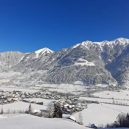 Appartamento Ferienwohnung Mit Balkon Und Parkplatz, Erholung- Inmitten Der Natur, 6 Fahrminuten Zur Alpentherme Gastein Und Zur Schlossalmbahn Bad Hofgastein
