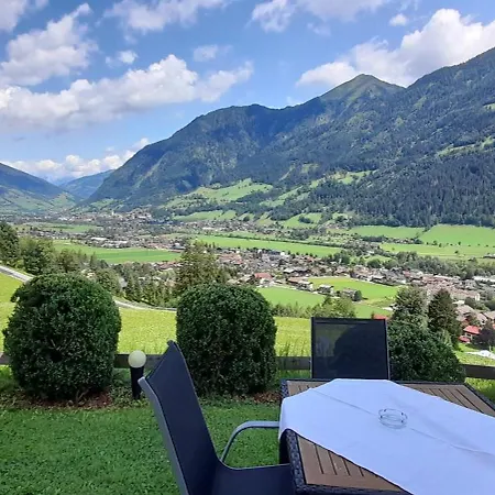 Urlaub Am Krausberghof, Mit Balkon Und Parkplatz, Aufenthaltsraum, Sauna Und Infrarotkabine, Inmitten Der Natur, Kostenfreie Kaffeekapseln, 6 Fahrminuten Zur Alpentherme Gastein Und Zur Schlossalmbahn, Spielplatz, Grosser Gartenbereich Bad Hofgastein