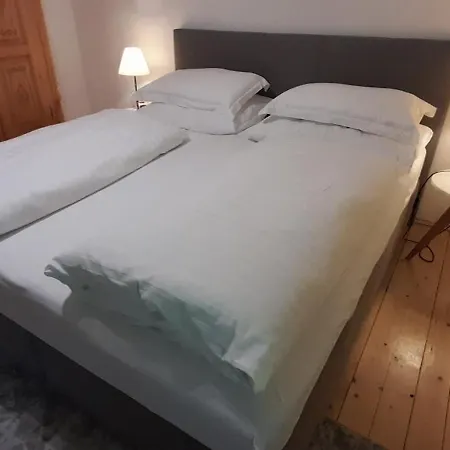 Apartment Urlaub Am Krausberghof, Apartment Mit Balkon Und Parkplatz, Inmitten Der Natur, Sauna Und Infrarotkabine, Kostenfreie Kaffeekapseln, 6 Fahrminuten Zur Alpentherme Gastein Und Zur Schlossalmbahn, Spielplatz
