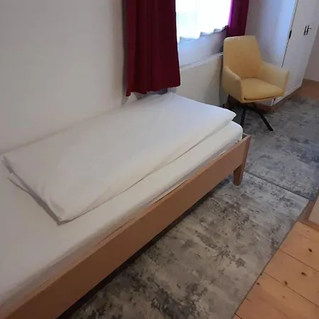 Aufenthaltsraum Mit Spielen, Ferienwohnung Mit Balkon Und Parkplatz, Erholung- Inmitten Der Natur, 6 Fahrminuten Zur Alpentherme Gastein Und Zur Schlossalmbahn Daire *