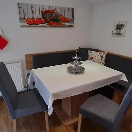 Apartment Urlaub Am Krausberghof, Apartment Mit Balkon Und Parkplatz, Inmitten Der Natur, Sauna Und Infrarotkabine, Kostenfreie Kaffeekapseln, 6 Fahrminuten Zur Alpentherme Gastein Und Zur Schlossalmbahn, Spielplatz *