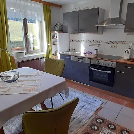 公寓 Urlaub Am Krausberghof, Mit Balkon Und Parkplatz, Aufenthaltsraum, Sauna Und Infrarotkabine, Inmitten Der Natur, Kostenfreie Kaffeekapseln, 6 Fahrminuten Zur Alpentherme Gastein Und Zur Schlossalmbahn *