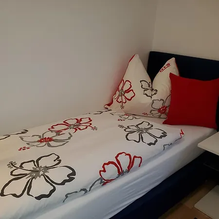 Urlaub Am Krausberghof, Apartment Mit Balkon Und Parkplatz, Inmitten Der Natur, Sauna Und Infrarotkabine, Kostenfreie Kaffeekapseln, 6 Fahrminuten Zur Alpentherme Gastein Und Zur Schlossalmbahn, Spielplatz Apartment