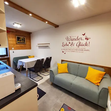 Ferienwohnung Mit Balkon Und Parkplatz, Erholung- Inmitten Der Natur, 6 Fahrminuten Zur Alpentherme Gastein Und Zur Schlossalmbahn Apartmán Bad Hofgastein