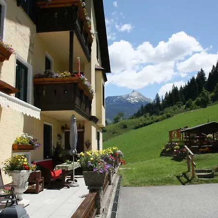 Ferienwohnung Mit Balkon Und Parkplatz, Erholung- Inmitten Der Natur, 6 Fahrminuten Zur Alpentherme Gastein Und Zur Schlossalmbahn Appartamento