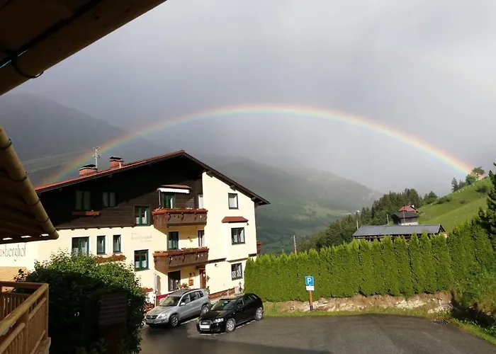 Am Bauernhof Mit Balkon Und Parkplatz, Aufenthaltsraum Mit Spielmoeglichkeiten, Erholung- Inmitten Der Natur, 6 Fahrminuten Zur Alpentherme Gastein Und Zur Schlossalmbahn *