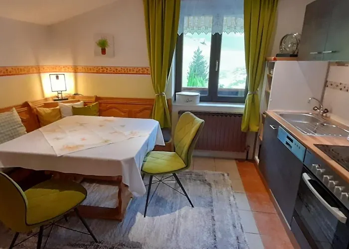Am Bauernhof Mit Balkon Und Parkplatz, Aufenthaltsraum Mit Spielmoeglichkeiten, Erholung- Inmitten Der Natur, 6 Fahrminuten Zur Alpentherme Gastein Und Zur Schlossalmbahn *