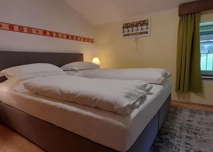 アパート Am Bauernhof Mit Balkon Und Parkplatz, Aufenthaltsraum Mit Spielmoeglichkeiten, Erholung- Inmitten Der Natur, 6 Fahrminuten Zur Alpentherme Gastein Und Zur Schlossalmbahn