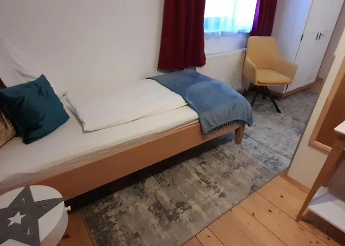アパート Am Bauernhof Mit Balkon Und Parkplatz, Aufenthaltsraum Mit Spielmoeglichkeiten, Erholung- Inmitten Der Natur, 6 Fahrminuten Zur Alpentherme Gastein Und Zur Schlossalmbahn バート・ホーフガシュタイン