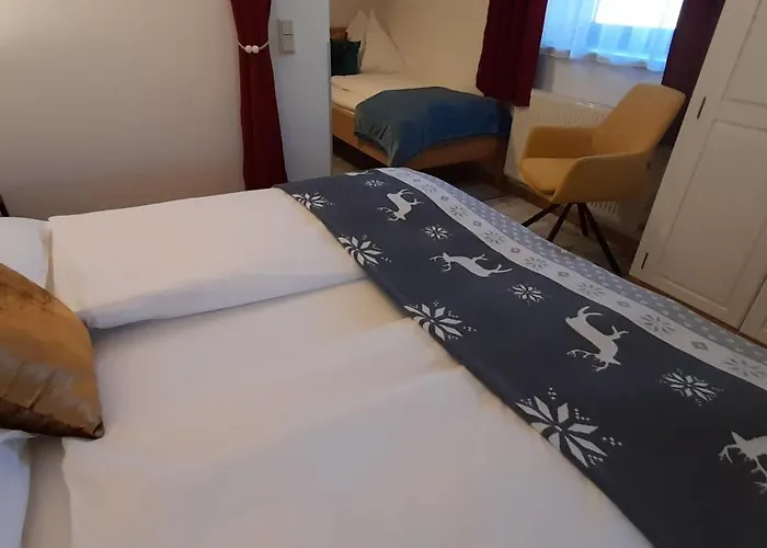 Am Bauernhof Mit Balkon Und Parkplatz, Aufenthaltsraum Mit Spielmoeglichkeiten, Erholung- Inmitten Der Natur, 6 Fahrminuten Zur Alpentherme Gastein Und Zur Schlossalmbahn バート・ホーフガシュタイン