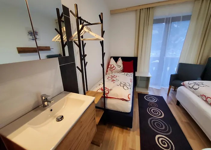 アパート Am Bauernhof Mit Balkon Und Parkplatz, Aufenthaltsraum Mit Spielmoeglichkeiten, Erholung- Inmitten Der Natur, 6 Fahrminuten Zur Alpentherme Gastein Und Zur Schlossalmbahn *