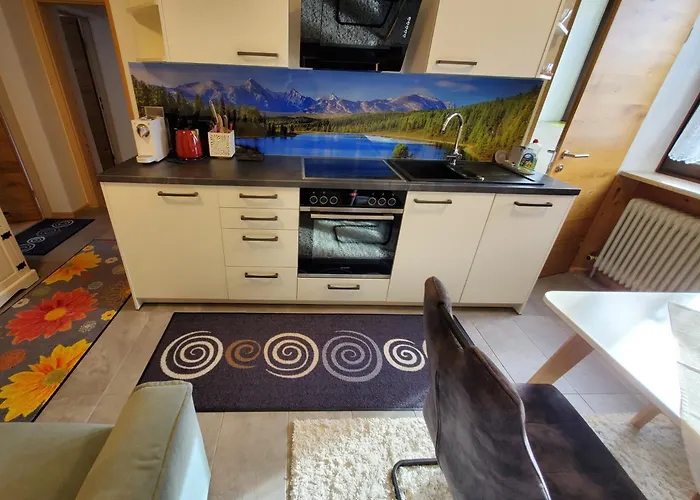 Am Bauernhof Mit Balkon Und Parkplatz, Aufenthaltsraum Mit Spielmoeglichkeiten, Erholung- Inmitten Der Natur, 6 Fahrminuten Zur Alpentherme Gastein Und Zur Schlossalmbahn